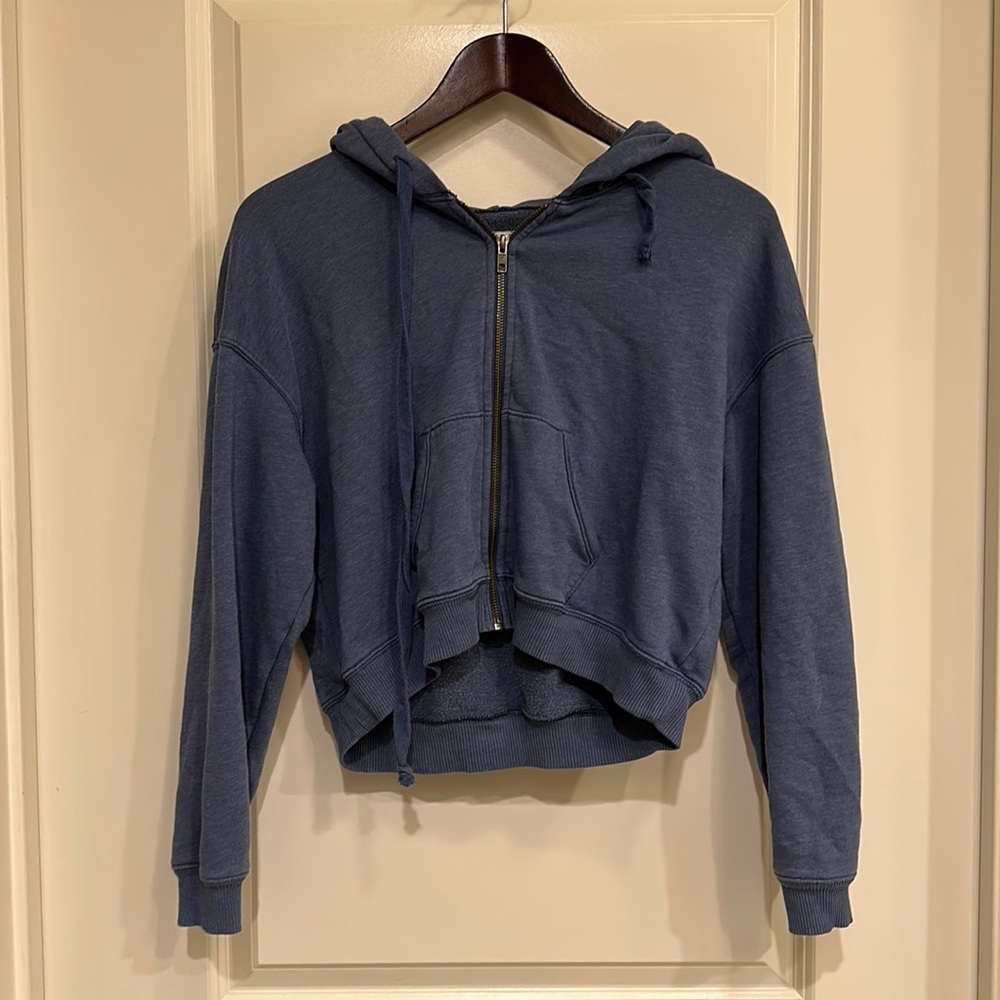 American Eagle zip up hoodie